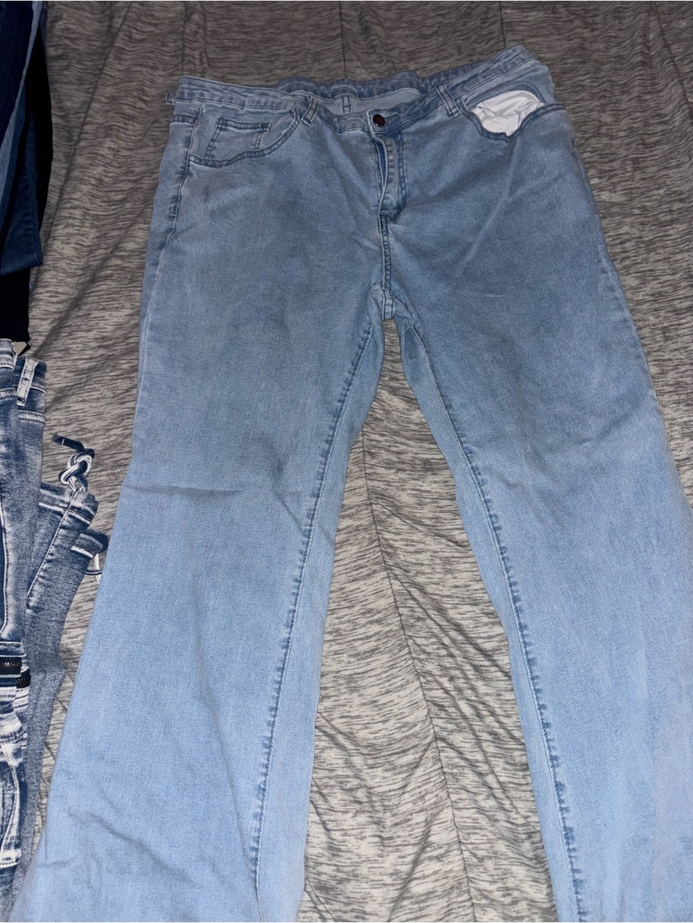 14 pair of jeans Light Blue & Black Distressed Women's Jeans Stack - Picture 3 of 15